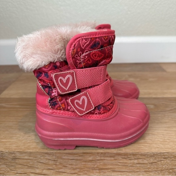 Cat & Jack Girls Size 5/6 Pink Thermolite Faux Fur Snow Boots - Picture 2 of 11